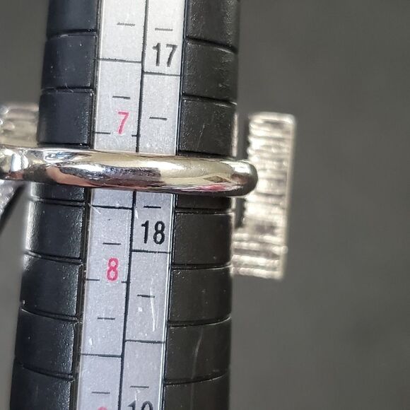 Silver tone and black double finger love ring - Picture 11 of 11